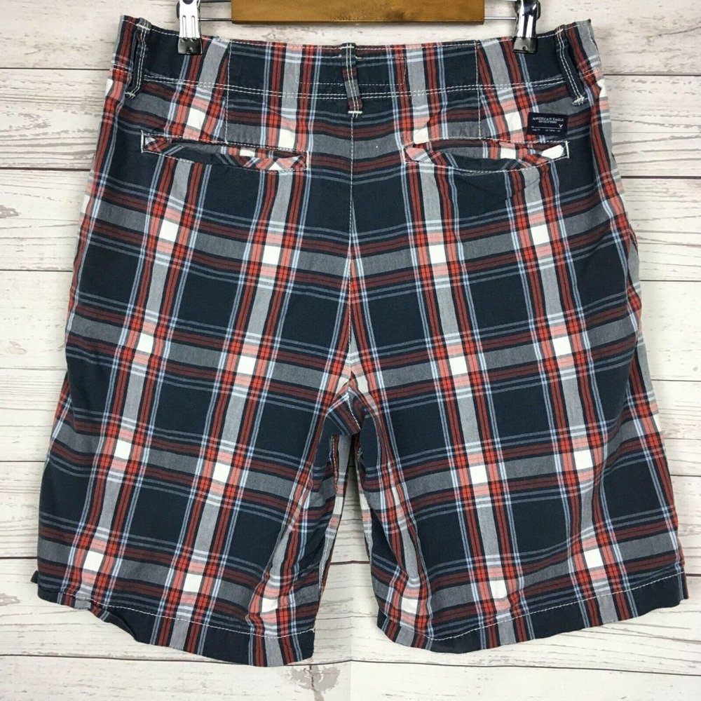American Eagle Mens Shorts - size 32 AE Plaid Blue Red Classic‎ Length